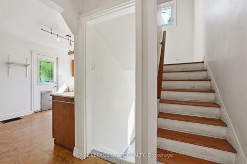 352 Parkside Drive, Hamilton, ON 
