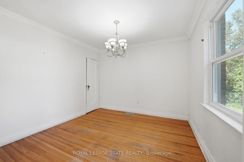 352 Parkside Drive, Hamilton, ON 