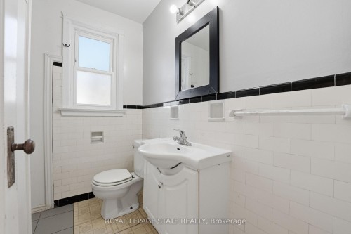 352 Parkside Drive, Hamilton, ON 