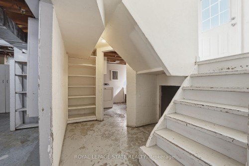 352 Parkside Drive, Hamilton, ON 