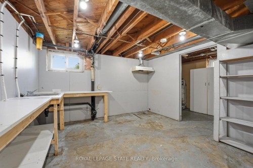 352 Parkside Drive, Hamilton, ON 