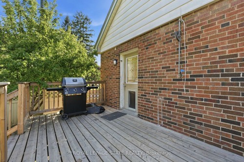 352 Parkside Drive, Hamilton, ON 
