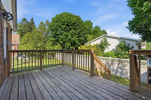 352 Parkside Drive, Hamilton, ON 