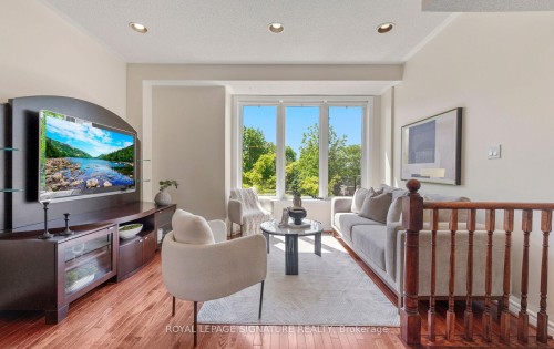 370 South Park Road, Markham, ON 
