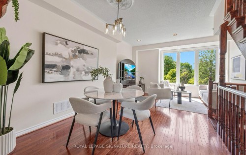 370 South Park Road, Markham, ON 