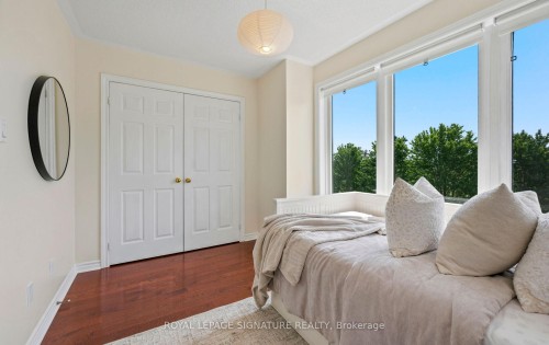 370 South Park Road, Markham, ON 