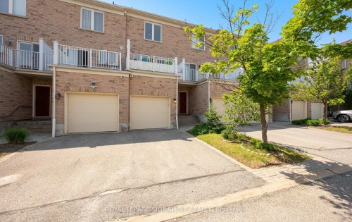 370 South Park Road, Markham, ON 