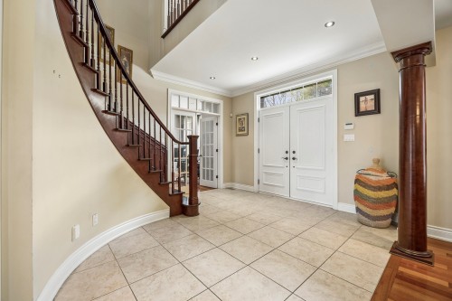 Hall d'entrée/Vestibule - 28 Rue De Cambridge, Hudson, QC 