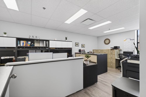 Bureau - 300-234 Rue Dufferin, Sherbrooke (Les Nations), QC 