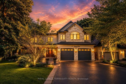 17 Jeremy Drive  Markham, ON L3R 2K7