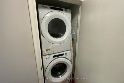 46 Warren Avenue, Hamilton, ON - Indoor Photo Showing Laundry Room