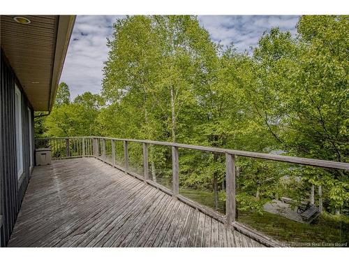 25 Bell Hill Rd, Long Point, NB 