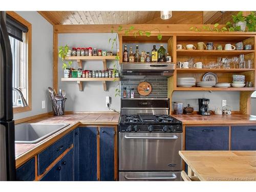 25 Bell Hill Rd, Long Point, NB 