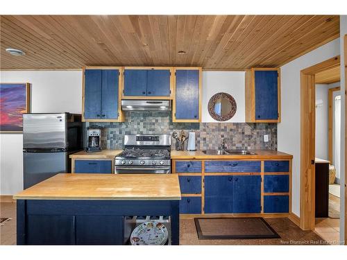 25 Bell Hill Rd, Long Point, NB 
