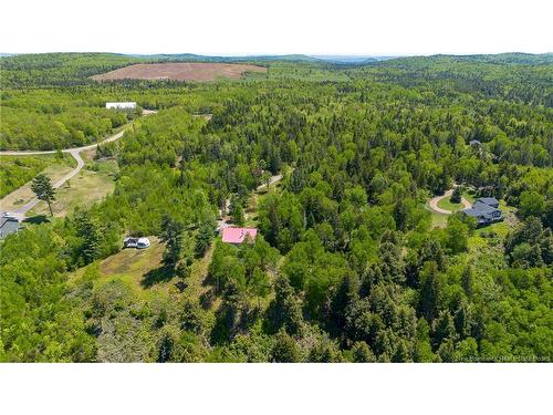 25 Bell Hill Rd, Long Point, NB 