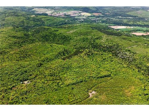 - Tucker Rd, Elgin, NB 