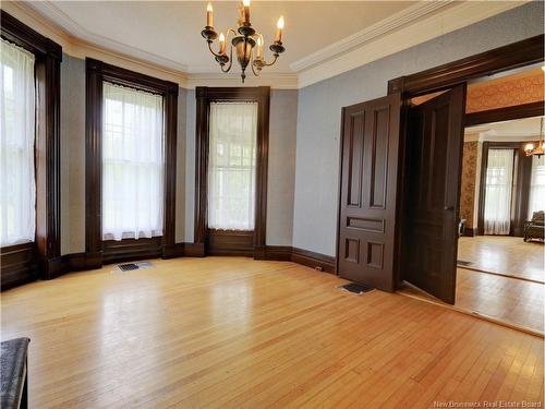 8 Thatch Rd, Lincoln, NB 