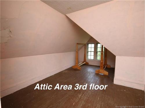 8 Thatch Rd, Lincoln, NB 