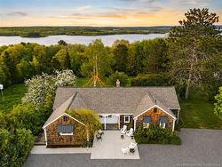 4485 Route 102  Queenstown, NB E5M 1Z5