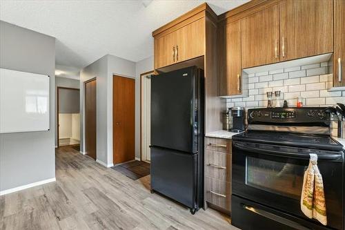 153 Meadow Gate Dr, Winnipeg, MB 
