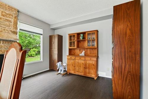 153 Meadow Gate Dr, Winnipeg, MB 