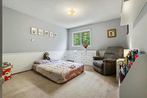 153 Meadow Gate Dr, Winnipeg, MB 