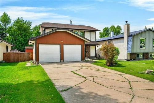 153 Meadow Gate Dr, Winnipeg, MB 