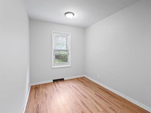 21 Sadler Ave, Winnipeg, MB 