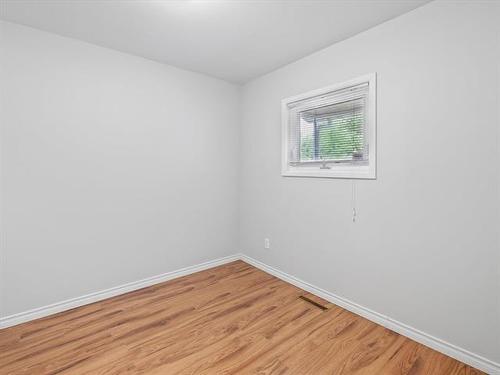 21 Sadler Ave, Winnipeg, MB 