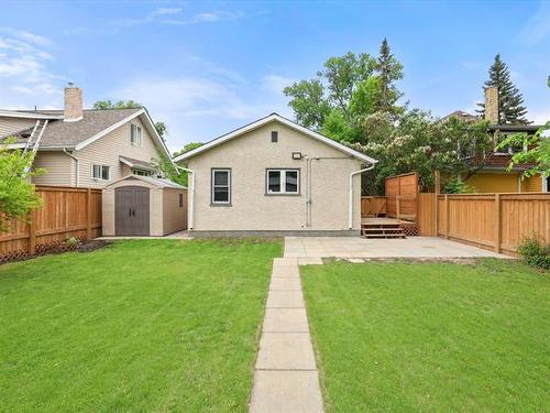 21 Sadler Ave, Winnipeg, MB 