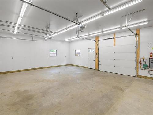 21 Sadler Ave, Winnipeg, MB 