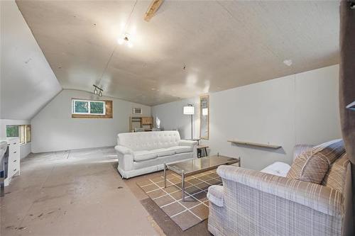 222 First St, Landmark, MB 