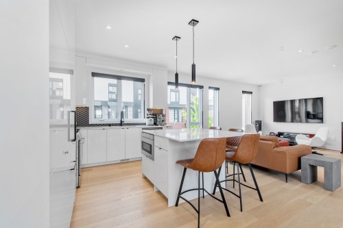 Cuisine - 18057 Rue De Brissac, Mirabel, QC - Indoor Photo Showing Kitchen With Upgraded Kitchen