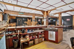 Bar - 