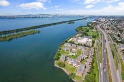 2-9450 Rue Rubaniers Brossard, QC J4X 2Y3