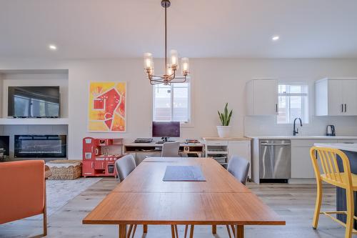 951 Stockwell Avenue, Kelowna, BC - Indoor Photo Showing Other Room