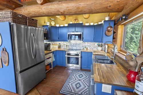 14425 3A Highway, Gray Creek, BC 
