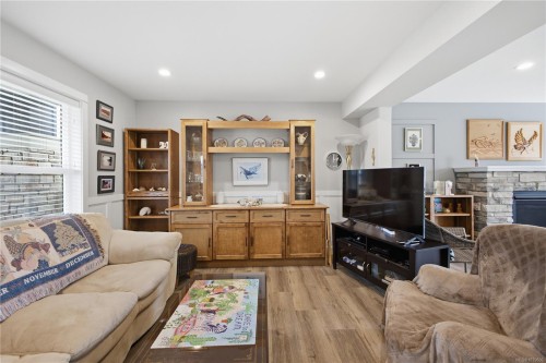 492 Park Forest Dr, Campbell River, BC 