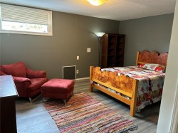 889 Highwood Dr Comox, BC V9M 1B3