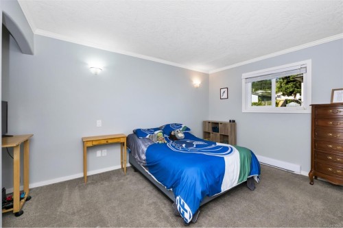 8108 Bertha St, Crofton, BC 