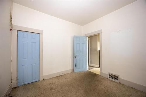 354 King Edward St, Winnipeg, MB 