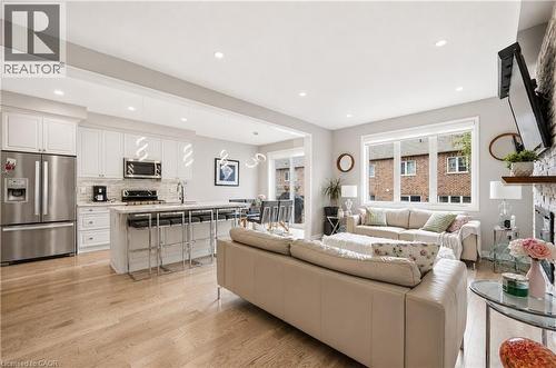 44 Stillwater Crescent, Waterdown, ON - Indoor