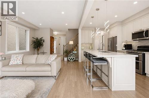 44 Stillwater Crescent, Waterdown, ON - Indoor
