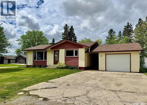 302 Maple Bay, Langenburg, SK 