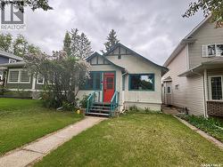 822 10th STREET E  Saskatoon, SK S7H 0H3