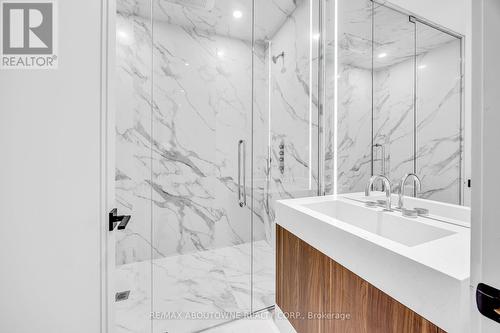 152 Third Line, Oakville, ON 