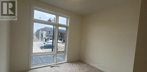 22 Blick Crescent, Aurora, ON 