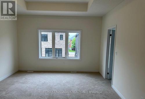 22 Blick Crescent, Aurora, ON 