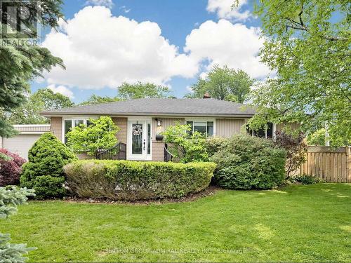 1864 Hindhead Road, Mississauga, ON 
