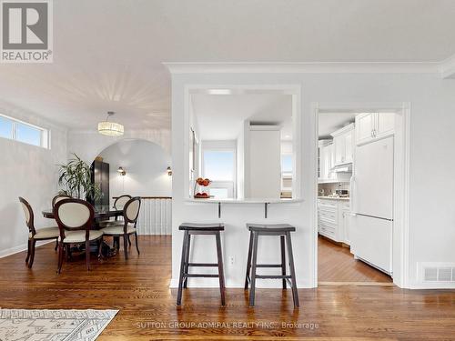 1864 Hindhead Road, Mississauga, ON 